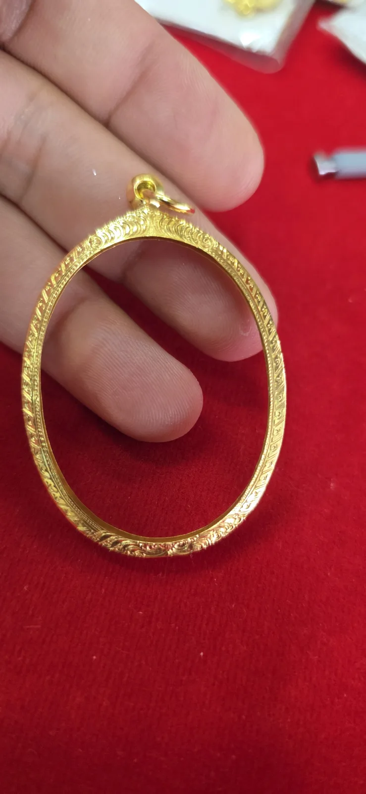 กรอบทองทรงไข่ 蛋形金壳