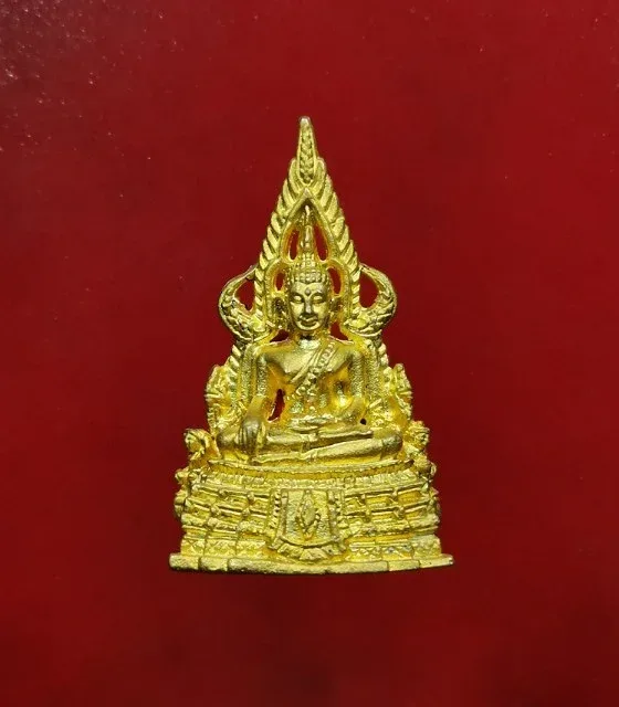 พระพุทธชินราช วัดพระศรีรัตนมหาธาตุ พิษณุโลก เนื้อกะไหล่ทอง