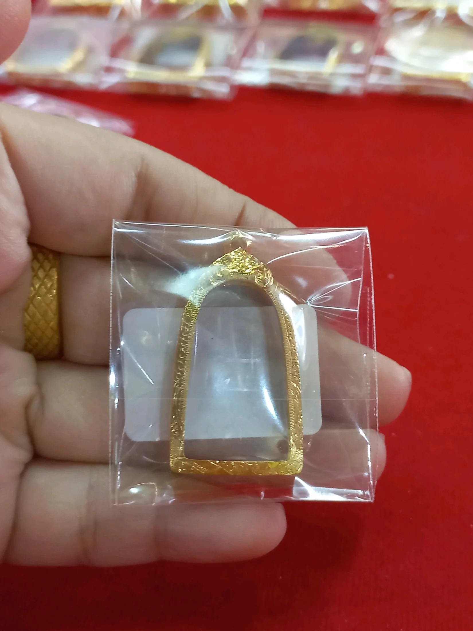 商品图片 กรอบทองสำเร็จหน้าตู้