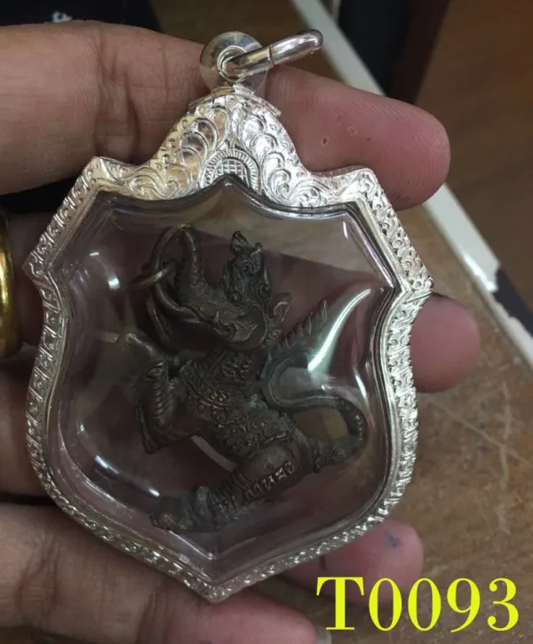 กรอบเงินหน้าโอธรรมดาทรงหัวเต่าลายแข้งสิงห์ - T0093