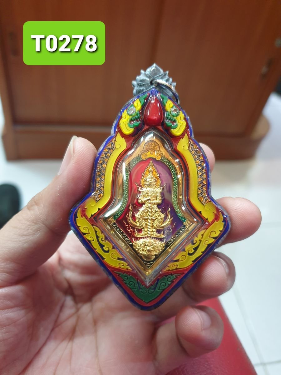 กรอบพลาสติกหน้ากากเรซิ่นลายมังกรผสมลายเถาวัลย์ตามแบบ