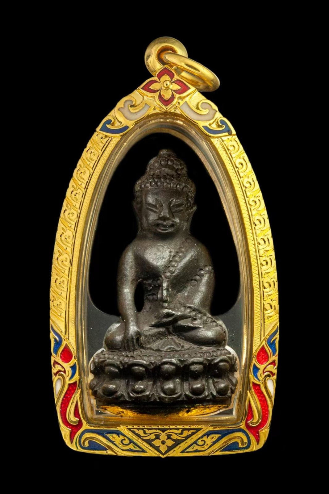 กรอบหน้าโอติดซุ้ม บนลายเถาวัลย์+เกสรล่างลายพญานาค+สามเหลี่ยมลงยาหลักสีบนล่าง กลางซิกแซก+ลายแข้งสิงค์ ข้างแกะลาย